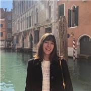 Aiuto compiti in lingue e materie umanistiche per studenti di medie e superiori